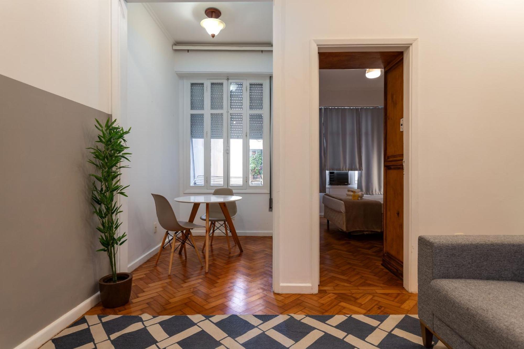 Apartemen Conforto Em Copacabana - Otima Localizacao - Nsc808 Z4 *
